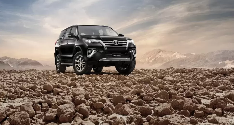 Fortuner Vehicle Black